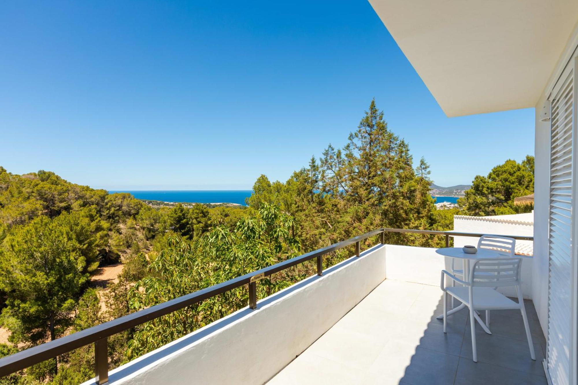 Victoria Sunset Suites Sant Antoni de Portmany Esterno foto